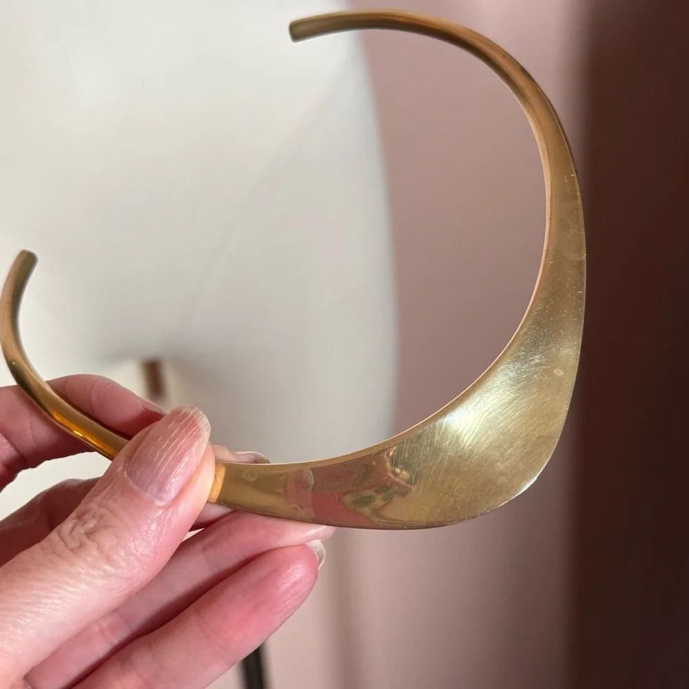 VIntage 1960 '70 MCM Modernist deco gold Brass Minimalist Choker Collar Necklace - Picture 4 of 17